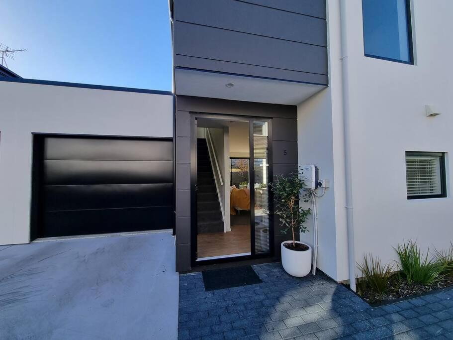 Central Home With Internal Garage - Close To Cbd! Christchurch Luaran gambar